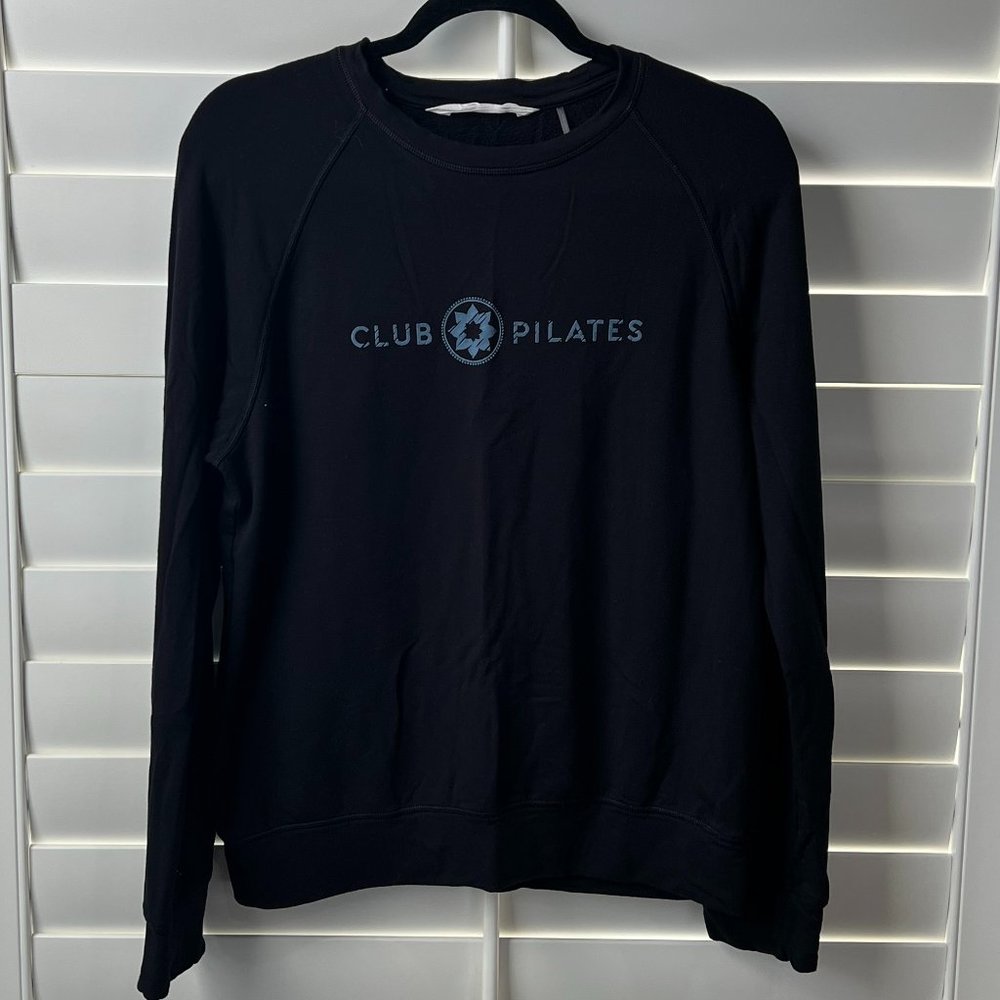 Club Pilates Tavi Noir Flocked Logo sweatshirt